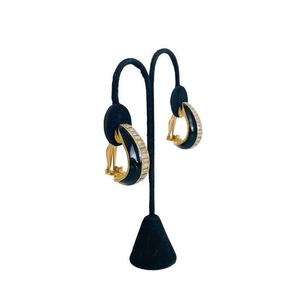 Vintage ST JOHN gold crystal enamel designer runway clip on earrings - Picture 3 of 8